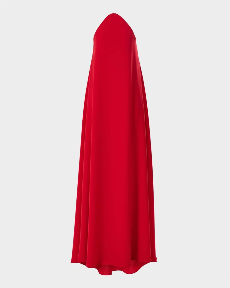 Strapless Curved Neckline Fluid Gown
